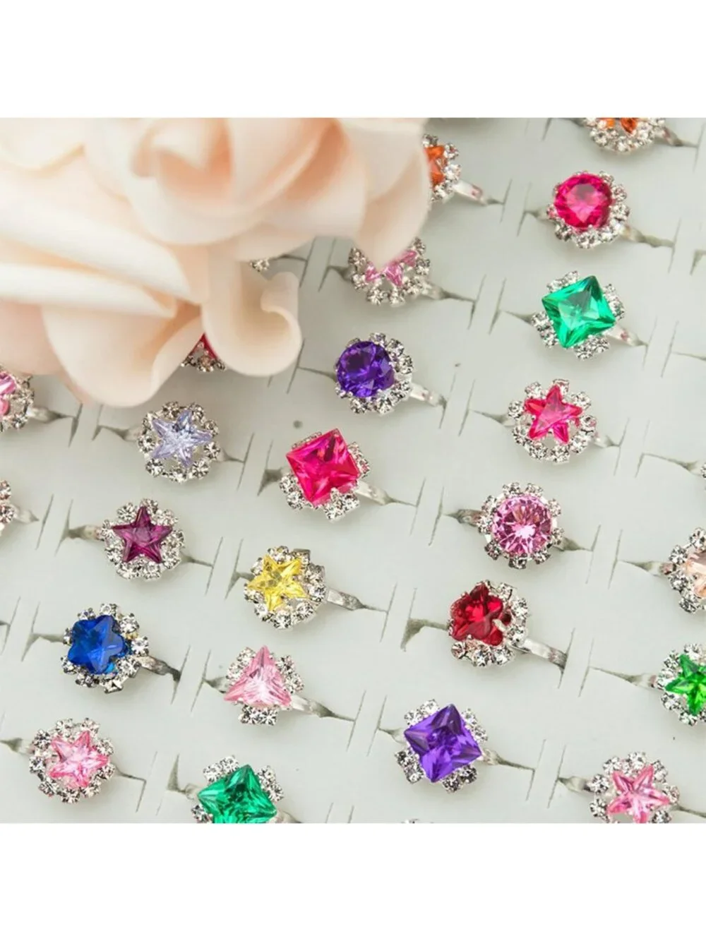 100 Cute Pretend Play Rings for Kids - Dress Up Jewelry Gift Set